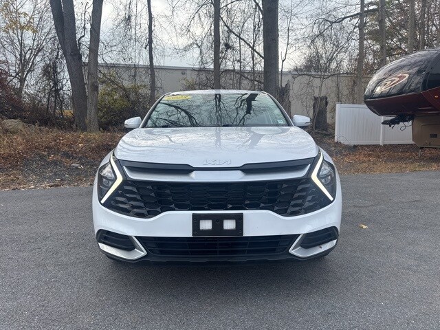 2023 Kia Sportage EX photo 2