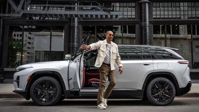 2024 Jeep Wagoneer S