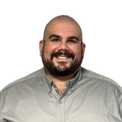 Staff member Max Santiago from ID_50a1c7a1195e
