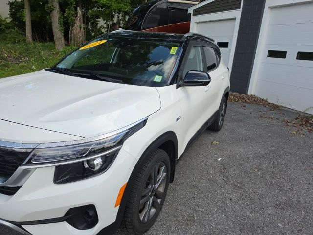 Certified 2021 Kia Seltos S with VIN KNDEUCAA2M7226654 for sale in Poughkeepsie, NY
