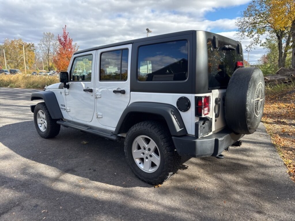 Used 2018 Jeep Wrangler JK Unlimited Sport 4x4 SUV