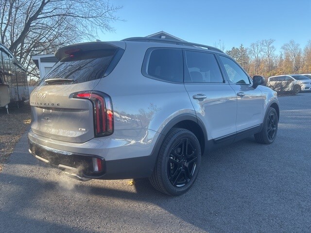 2025 Kia Telluride EX X-Line photo 2