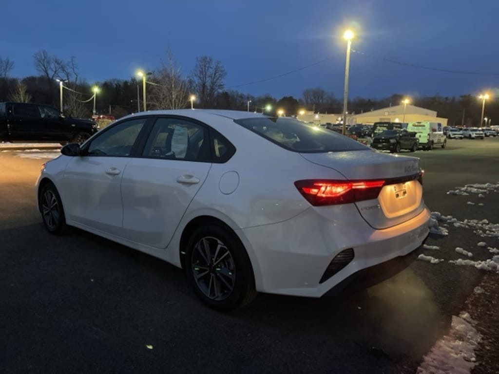 Certified 2023 Kia Forte LXS Sedan