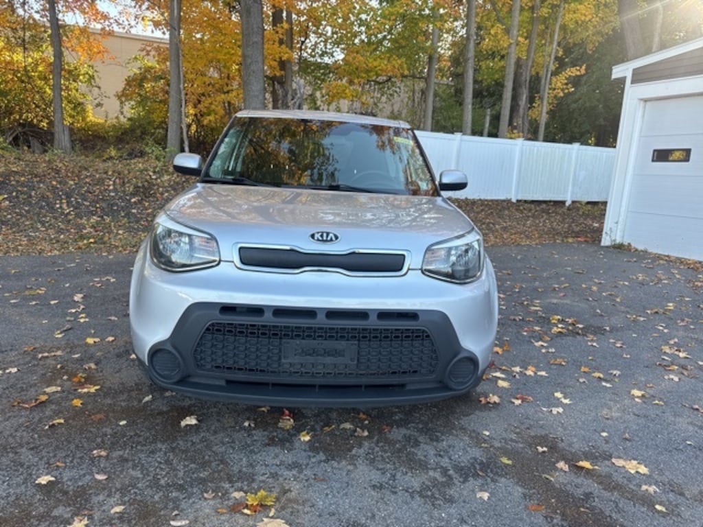 Used 2016 Kia Soul Base FWD Hatchback