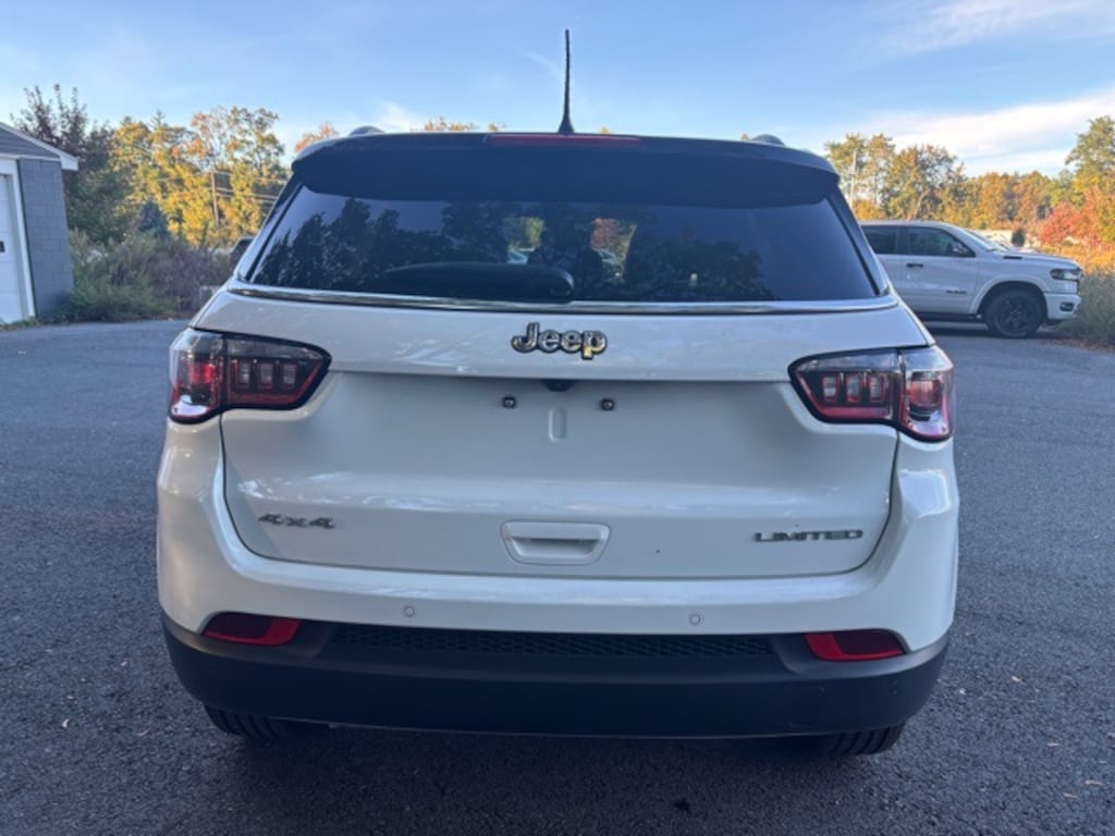Used 2024 Jeep Compass Limited SUV