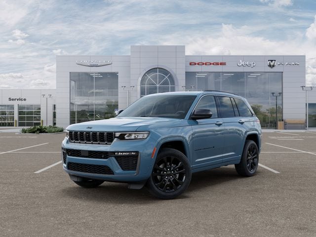 2026 Jeep Grand Cherokee Limited Reserve 4x4's photo