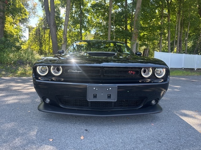 2022 Dodge Challenger R/T Scat Pack photo 2