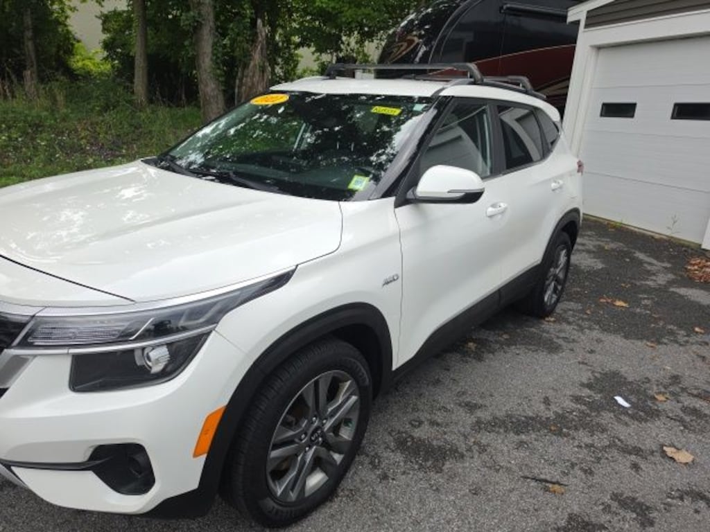 Used 2021 Kia Seltos S SUV