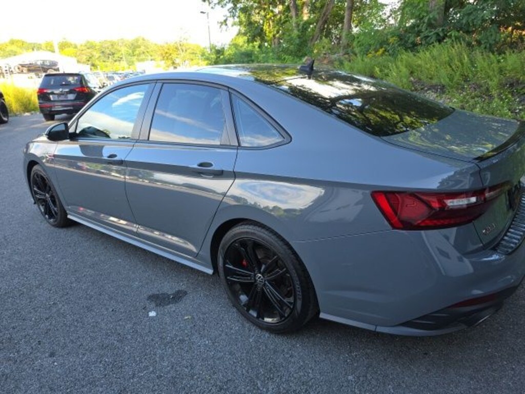 Used 2022 Volkswagen Jetta GLI 2.0T Autobahn Sedan
