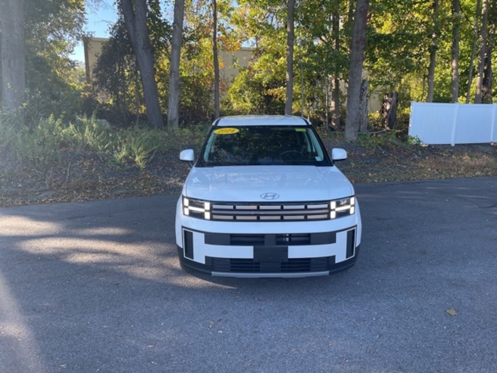 Used 2024 Hyundai Santa Fe SE SUV