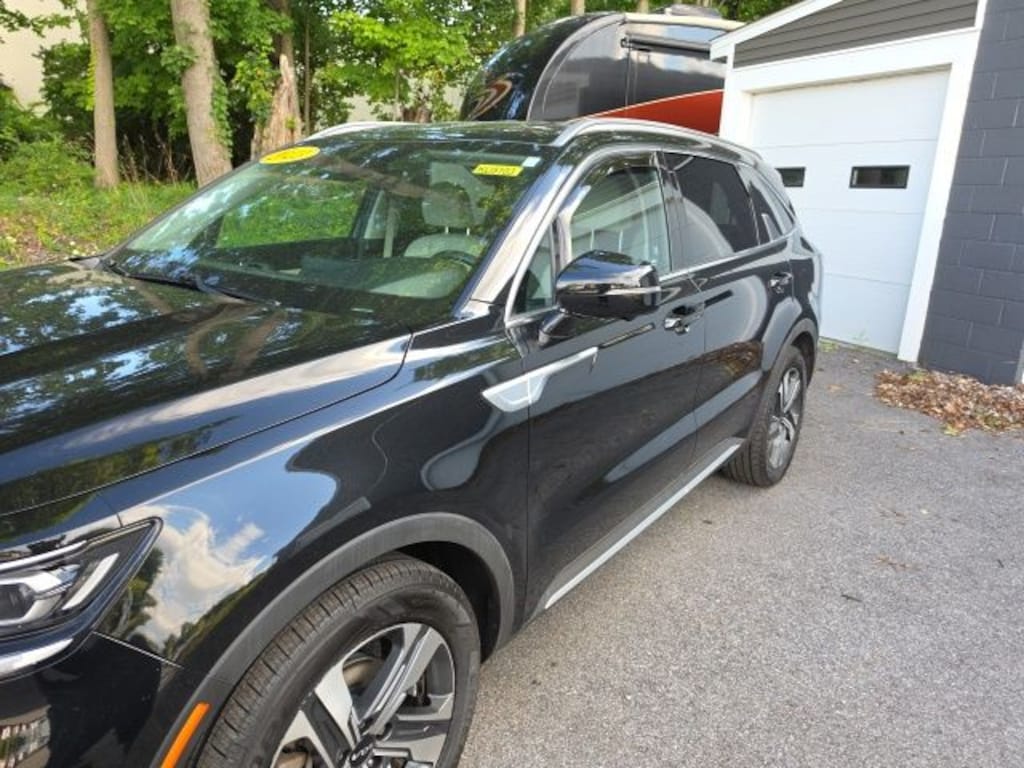 Certified 2023 Kia Sorento Hybrid SX Prestige SUV
