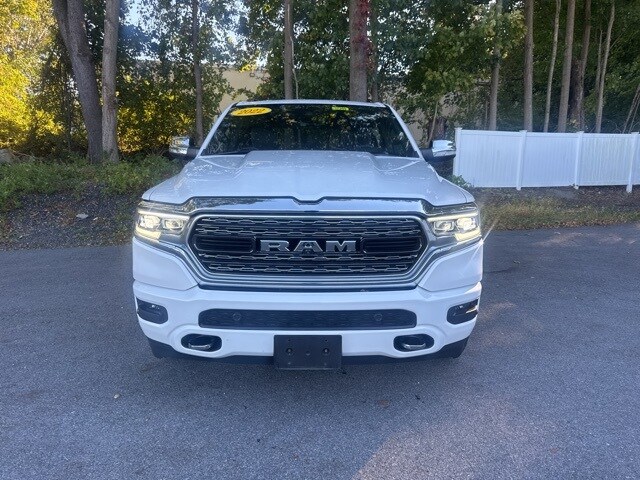 2022 Ram 1500 Limited photo 2