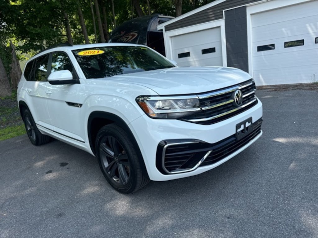 Used 2021 Volkswagen Atlas 3.6L V6 SE w/Technology R-Line 4MOTION SUV