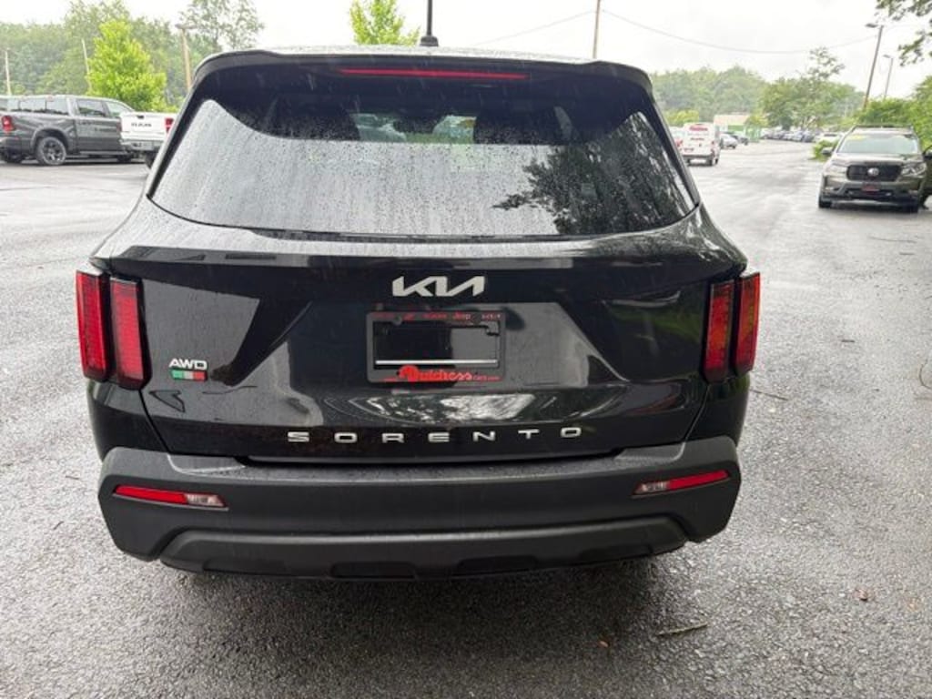 Used 2022 Kia Sorento LX SUV