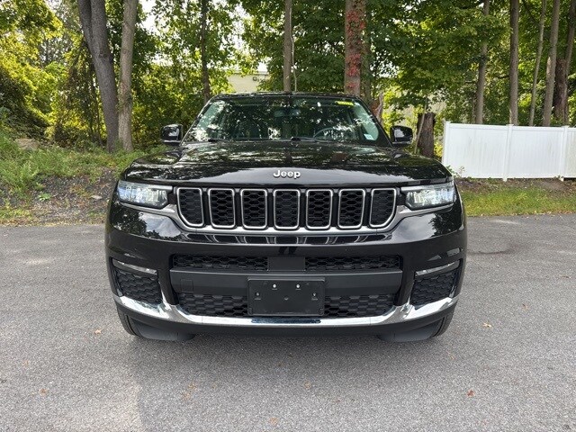 2021 Jeep Grand Cherokee Limited photo 2