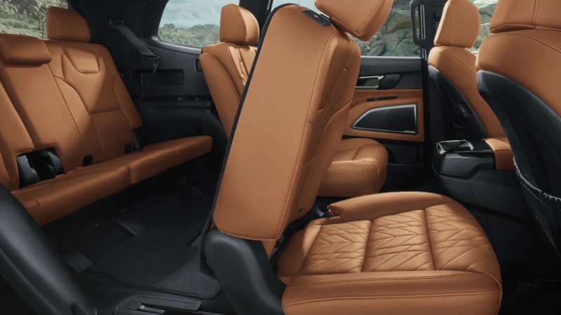 2024 Kia Telluride 8 passenger SUV