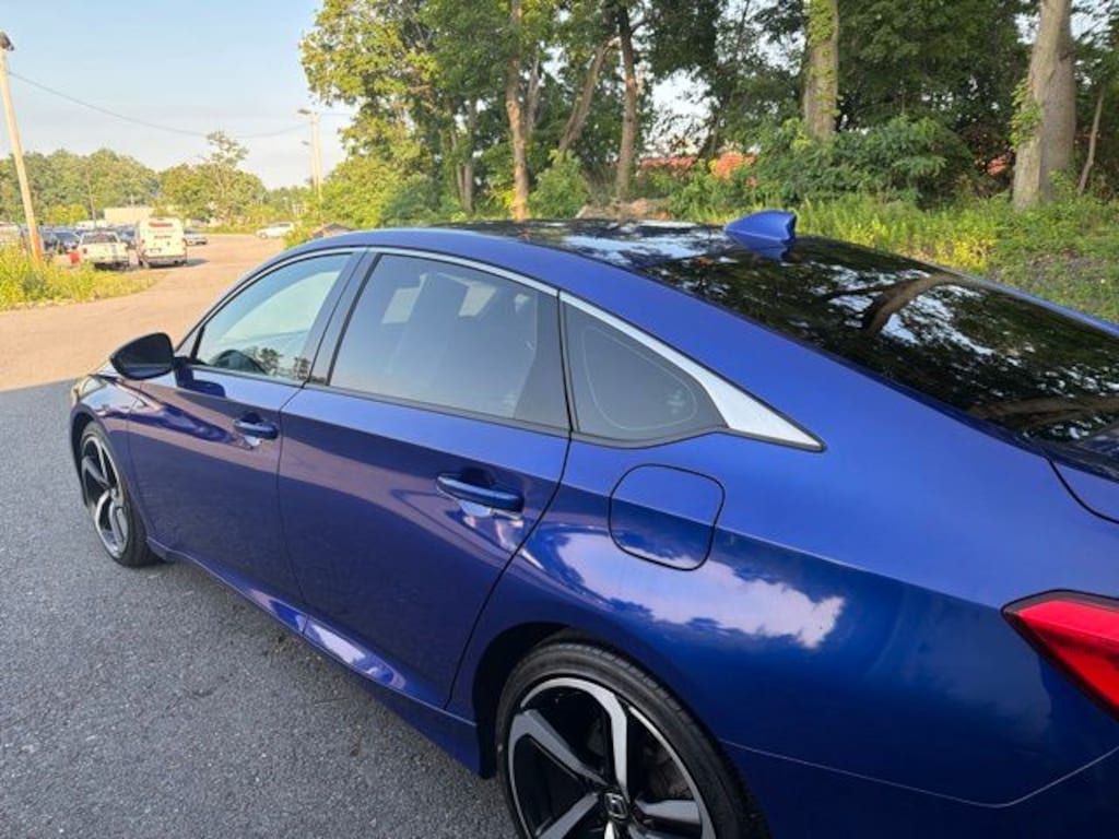 Used 2018 Honda Accord Sport 2.0T Sedan