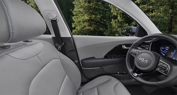 2022 Kia Niro Hybrid interior
