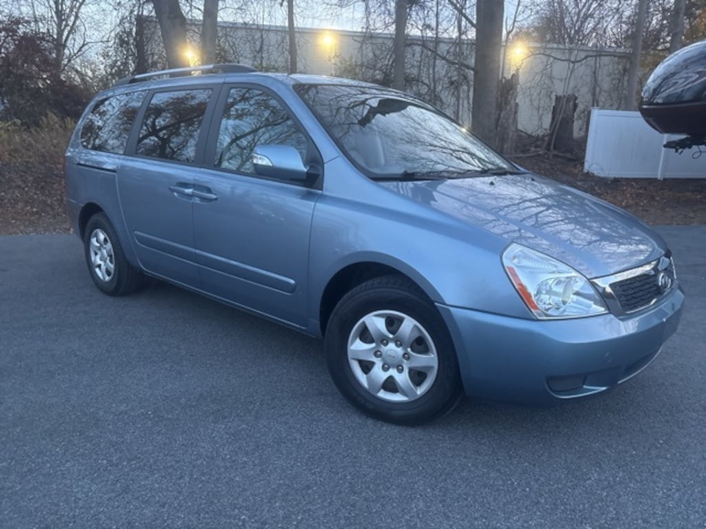 Used 2012 Kia Sedona LX Van