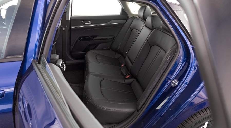 2026 KIA K5 Interior rear seating