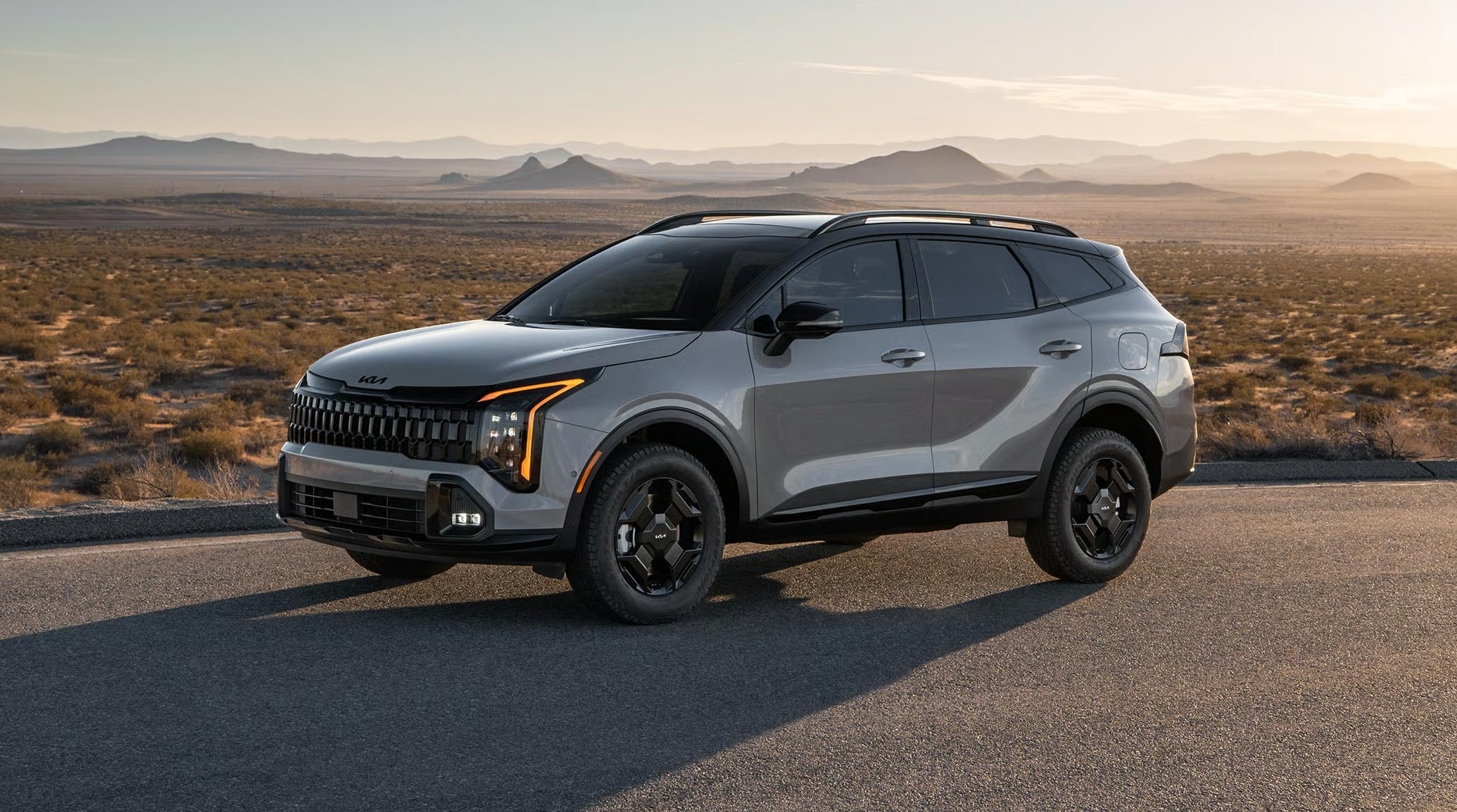 2026 Kia Sportage Compact SUV Front Profile Dutchess Kia in Poughkeepsie, NY