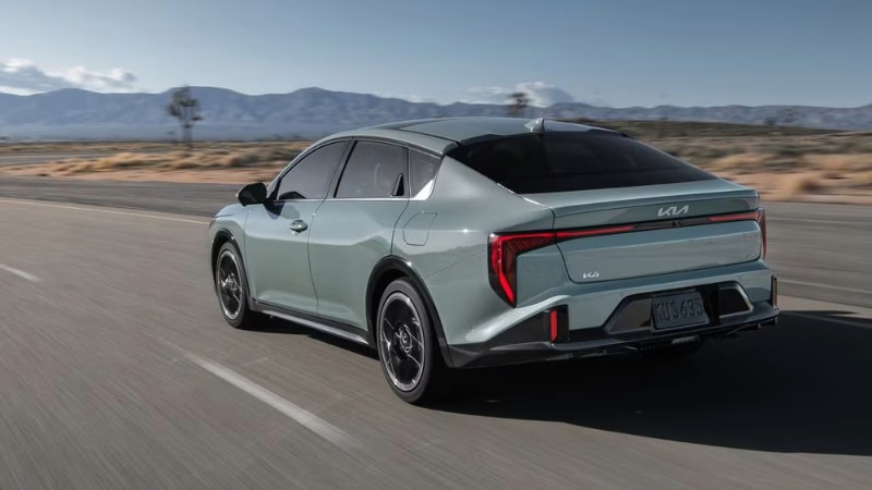2025 Kia K4 Performance