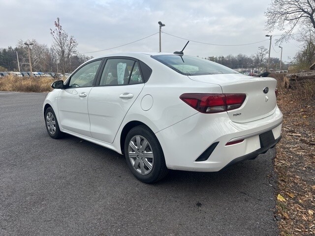 2021 Kia Rio LX photo 4