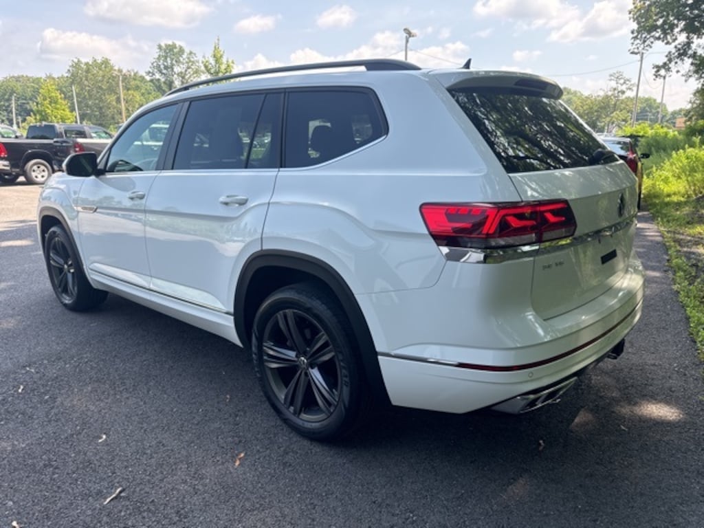 Used 2021 Volkswagen Atlas 3.6L V6 SE w/Technology R-Line 4MOTION SUV
