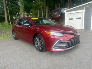 2022 Toyota Camry XLE Sedan