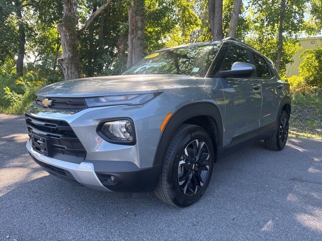 2023 Chevrolet Trailblazer LT photo 3