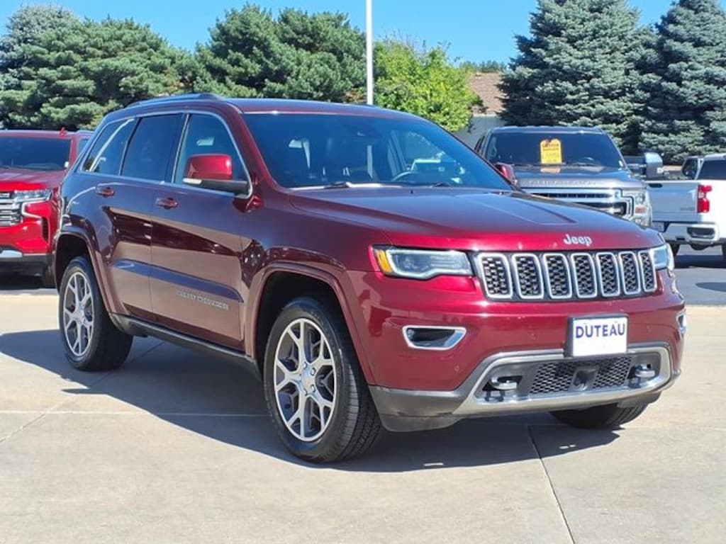 Used 2018 Jeep Grand Cherokee Limited SUV