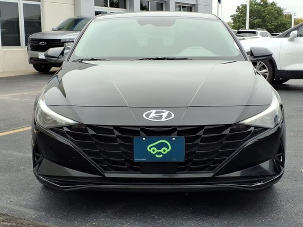 Used 2023 Hyundai Elantra SEL Sedan