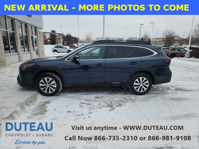 2025 Subaru Outback Premium's photo