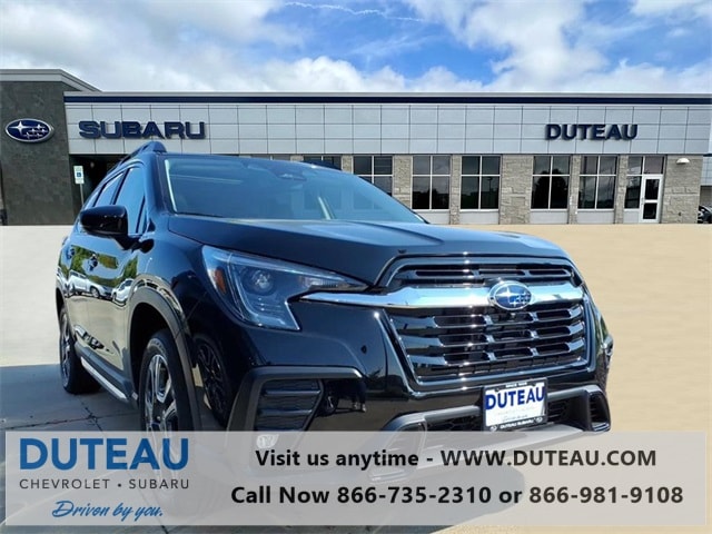 2025 Subaru Ascent Limited's photo