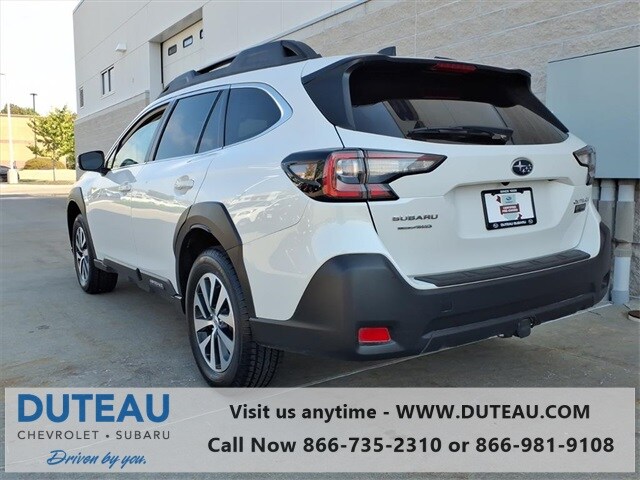 2024 Subaru Outback Premium photo 2