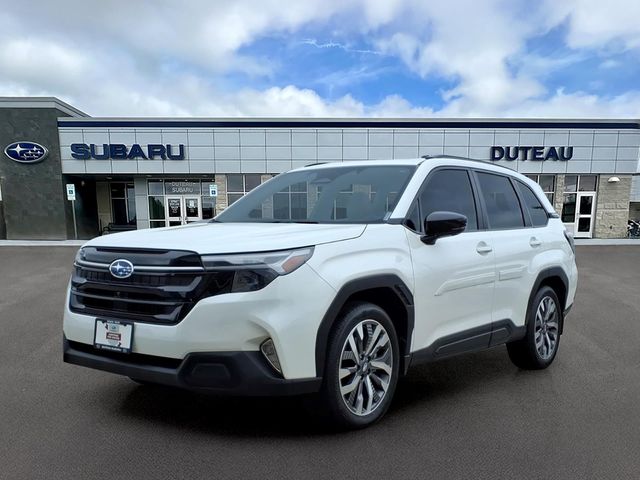 2025 Subaru Forester Touring's photo