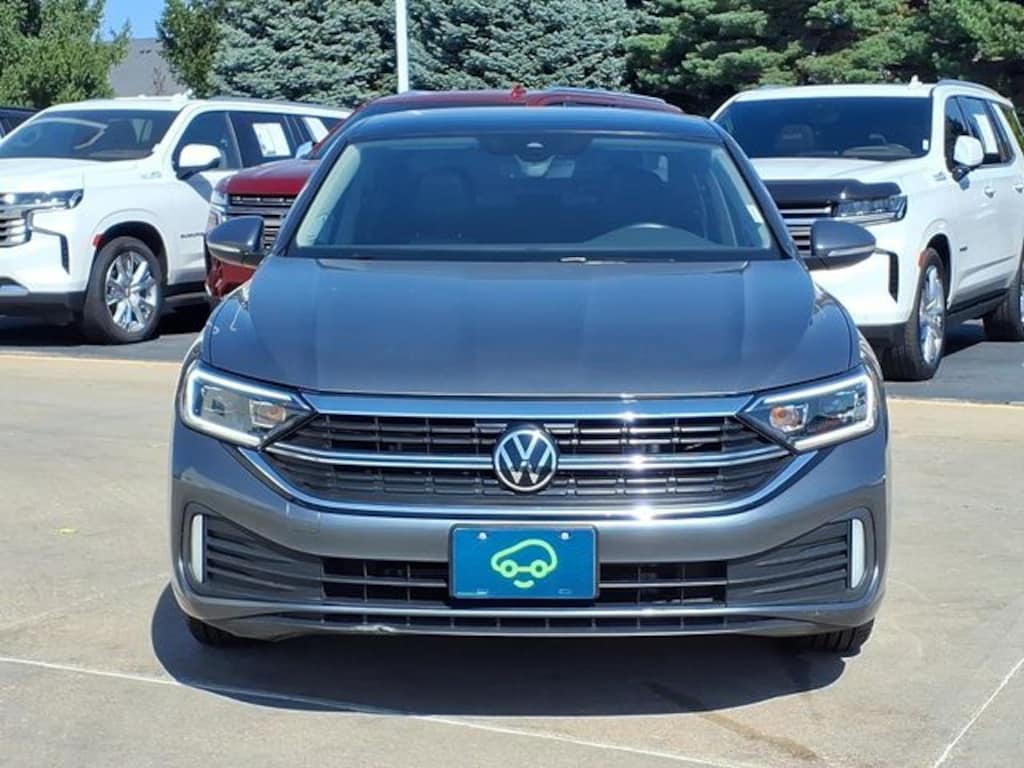 Used 2024 Volkswagen Jetta 1.5T SEL Sedan