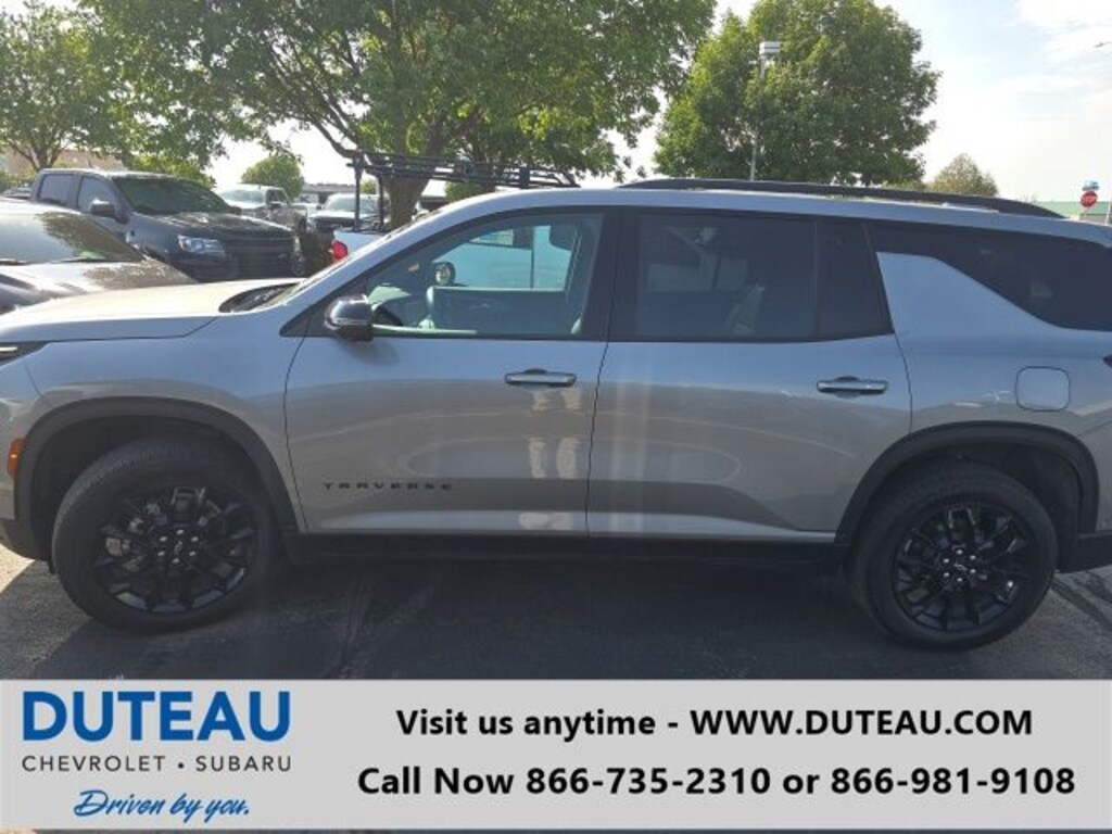 Used 2026 Chevrolet Traverse LT SUV