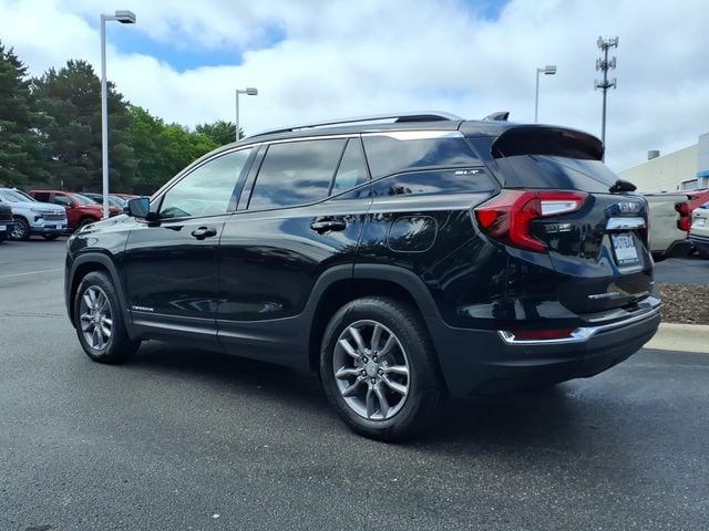 2022 GMC Terrain SLT - Photo 10