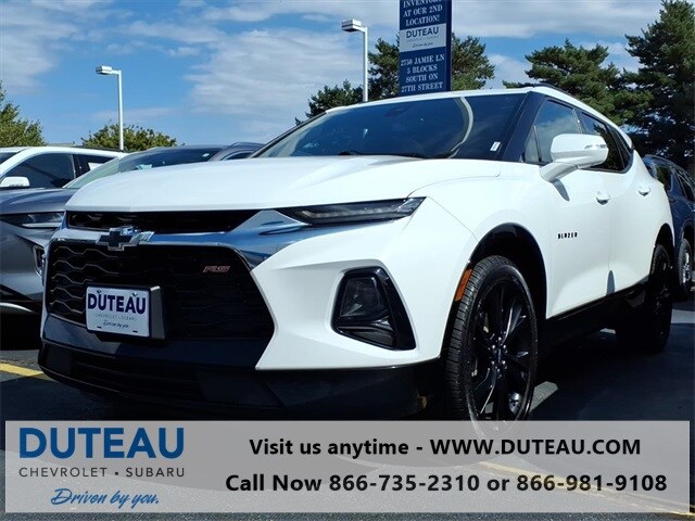 2019 Chevrolet Blazer RS photo 2