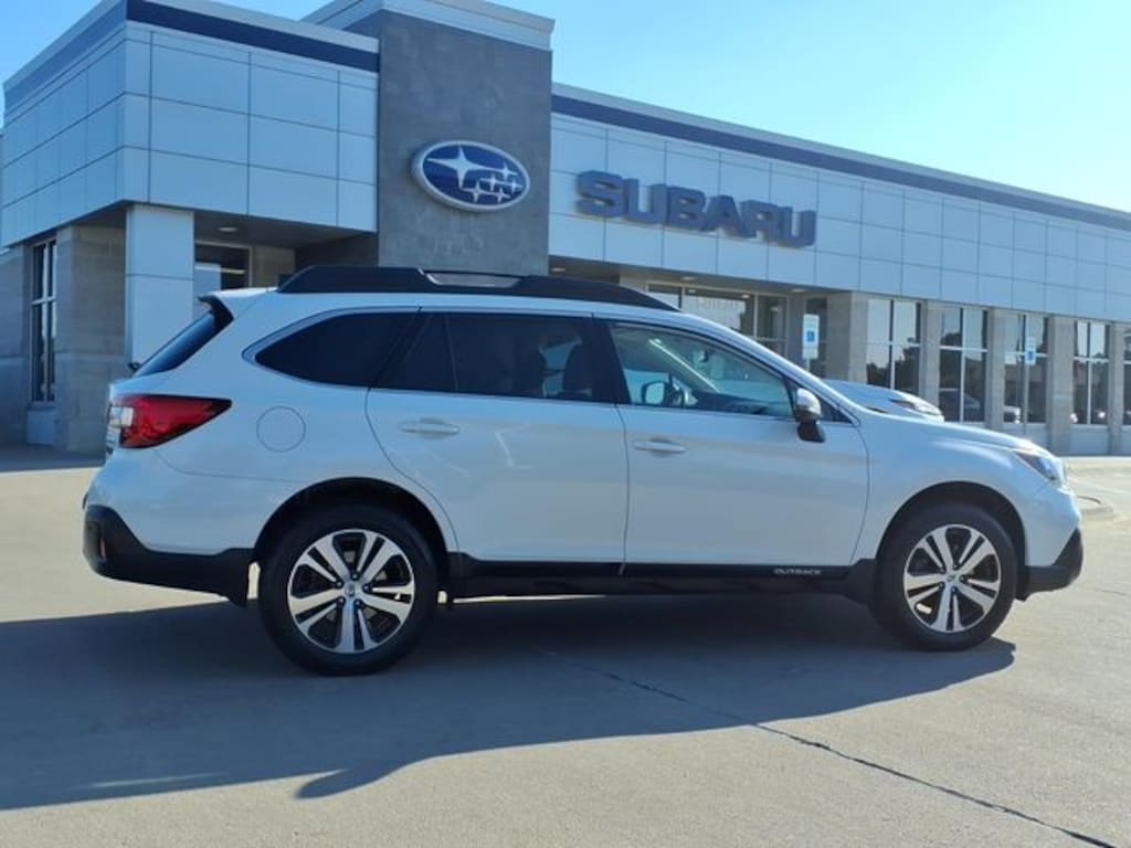 Used 2018 Subaru Outback 2.5i Limited SUV