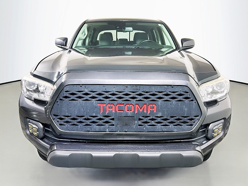Used 2018 Toyota Tacoma SR5 with VIN 3TMCZ5AN9JM187814 for sale in Zanesville, OH