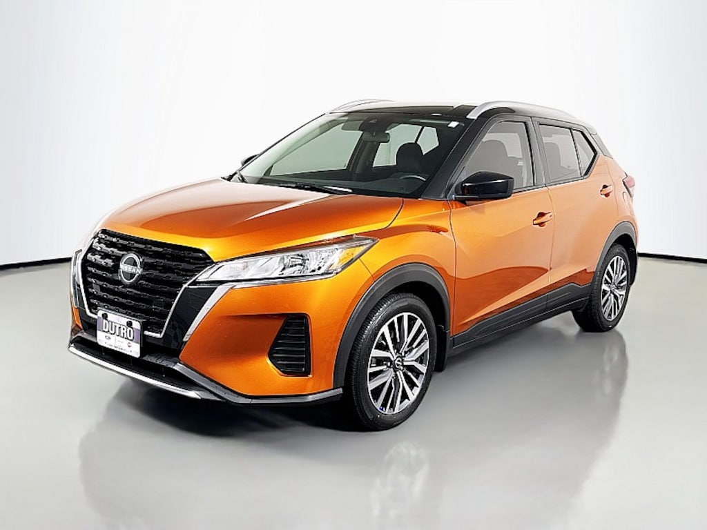 Used 2024 Nissan Kicks SV Compact SUV