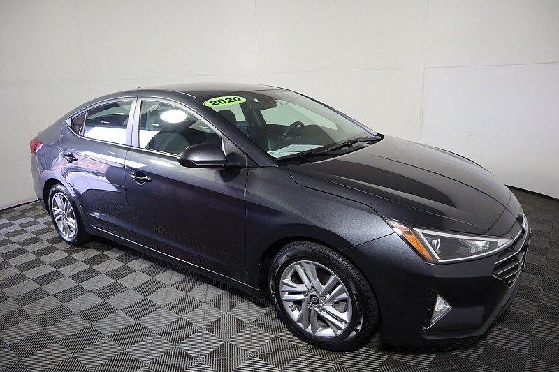 Used 2020 Hyundai Elantra SEL with VIN 5NPD84LF6LH580766 for sale in Zanesville, OH