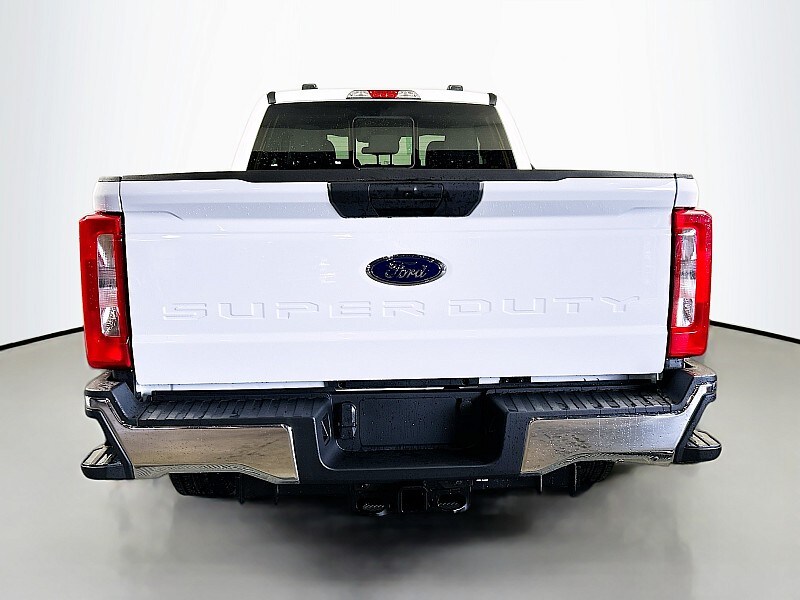 2026 Ford F-350 Super Duty XL - Photo 6