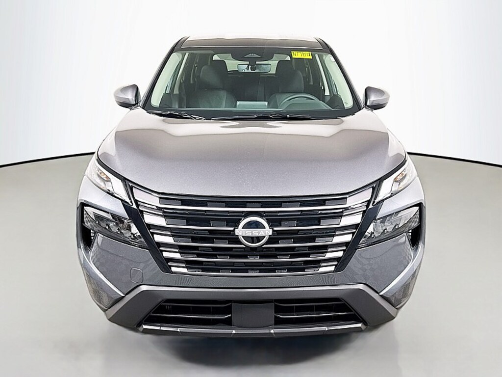 New 2026 Nissan Rogue SV Crossover SUV