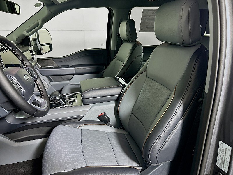 2025 Ford F-150 Lariat - Photo 11