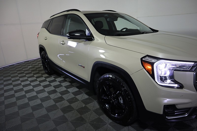 Used 2023 GMC Terrain AT4 with VIN 3GKALYEG2PL118939 for sale in Zanesville, OH