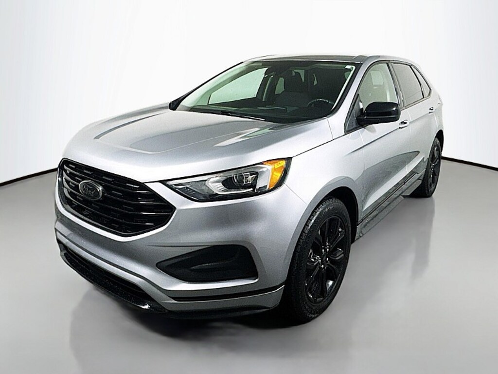 Used 2022 Ford Edge SE Compact SUV