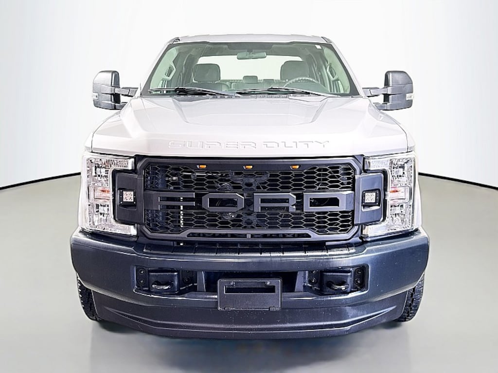 Used 2017 Ford Super Duty F-250 4WD XL Full Size Truck